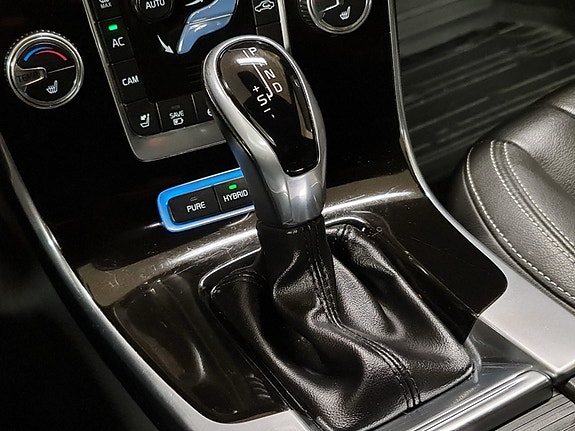 Volvo V60 23 of 30