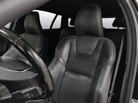 Volvo V60 21 of 30