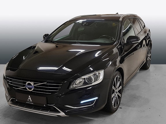 Volvo V60 4 of 30