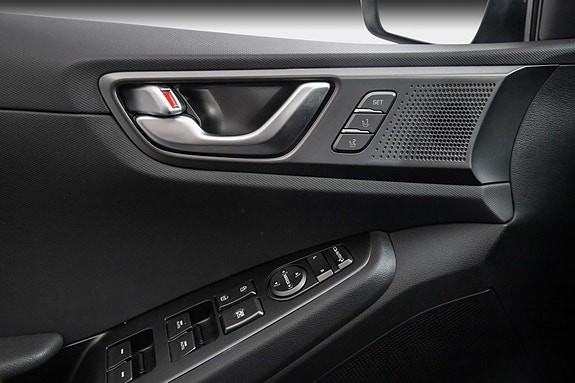 Hyundai IONIQ 20 of 22