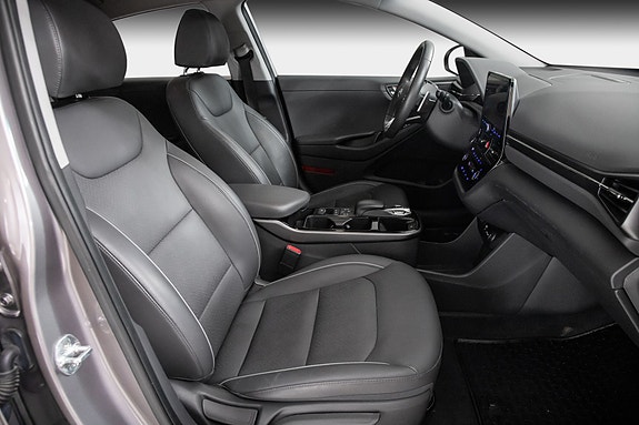 Hyundai IONIQ 12 of 22