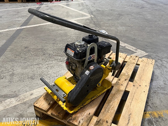 Wacker Neuson VP1135A vibroplate 4 of 5
