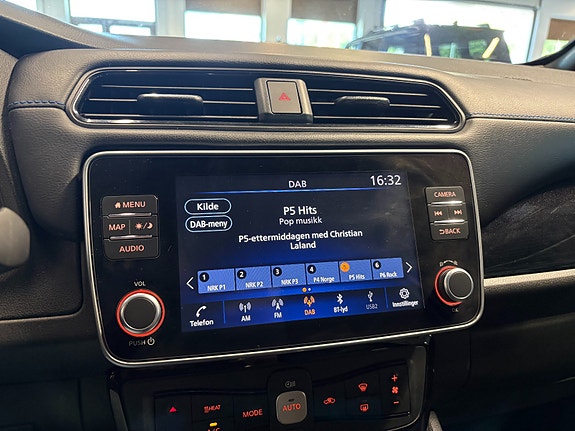 Nissan Leaf 17 of 18