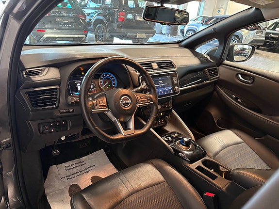 Nissan Leaf 11 of 18