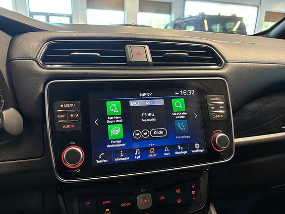 Nissan Leaf 16 of 18