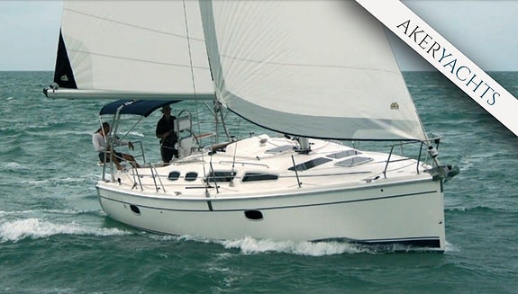 Hunter 36 Legend - Romslig og fin familieseiler! 2 of 30
