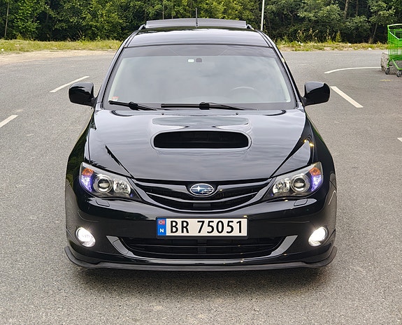 Subaru Impreza 9 of 13