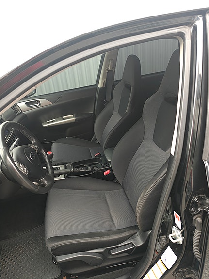 Subaru Impreza 10 of 13