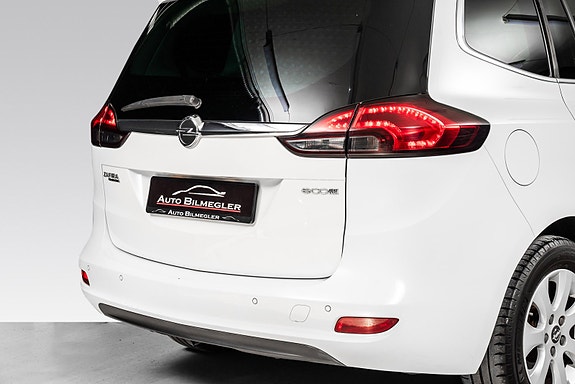 Opel Zafira Tourer 9 of 27