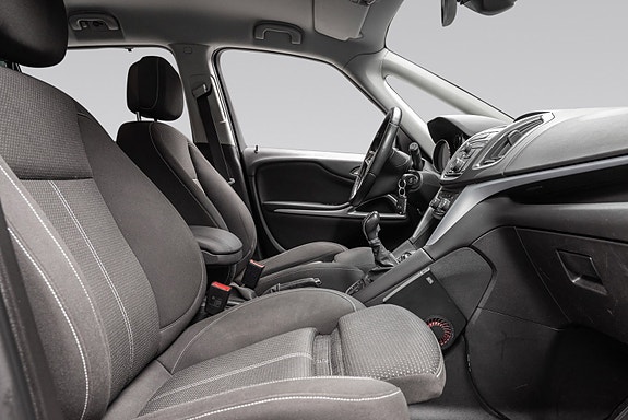 Opel Zafira Tourer 26 of 27