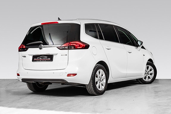 Opel Zafira Tourer 2 of 27