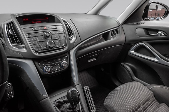 Opel Zafira Tourer 21 of 27