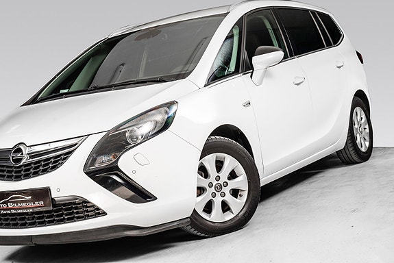 Opel Zafira Tourer 3 of 27