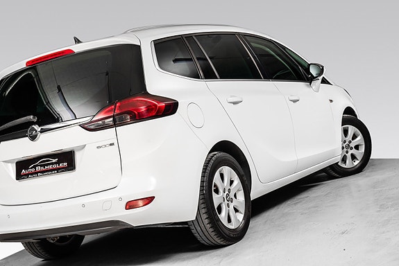Opel Zafira Tourer 4 of 27