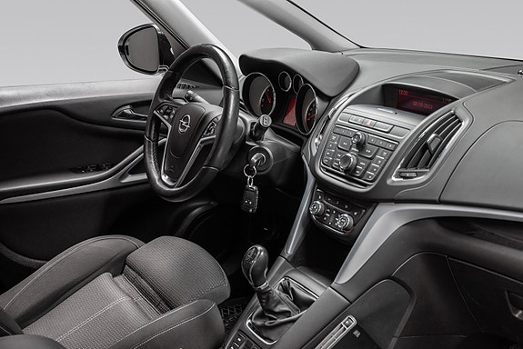 Opel Zafira Tourer 15 of 27