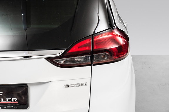 Opel Zafira Tourer 10 of 27