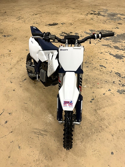 Husqvarna EE5 5 of 5
