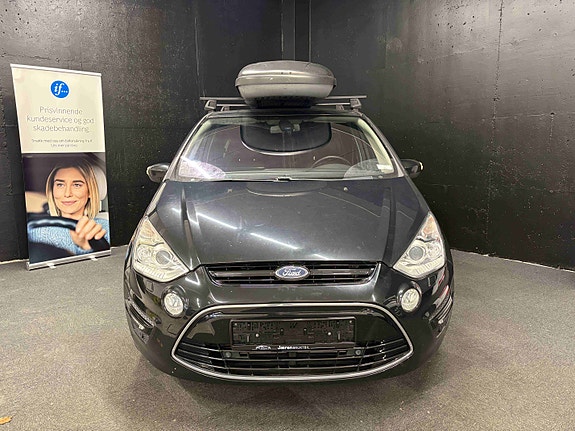 Ford S-MAX 2 of 5