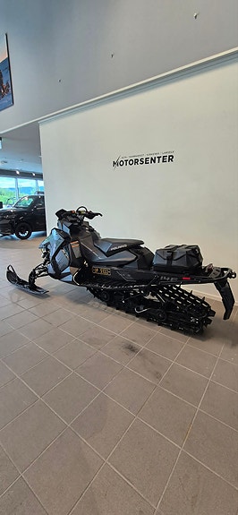 Polaris 850 SKS 3 of 4