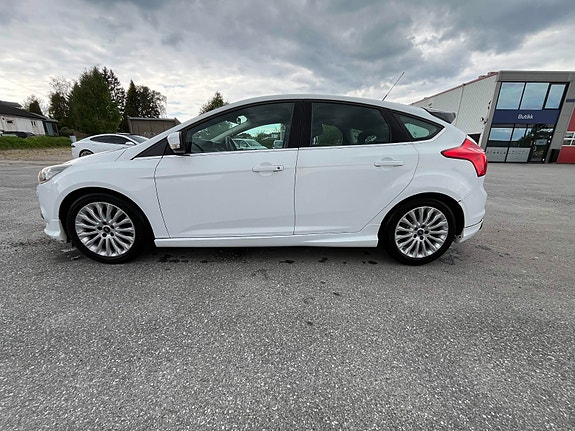 Ford Focus 4 of 13