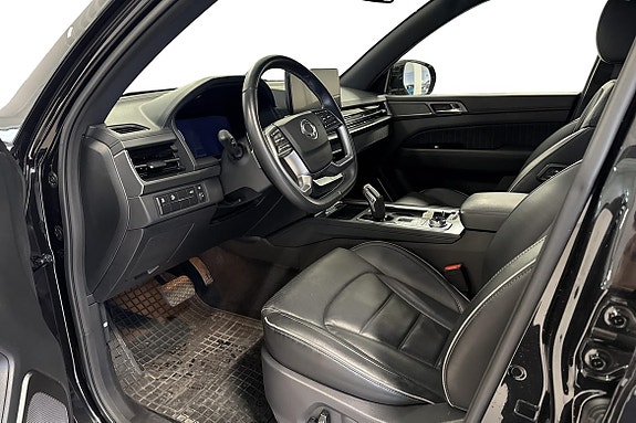 KGM Rexton 9 of 22