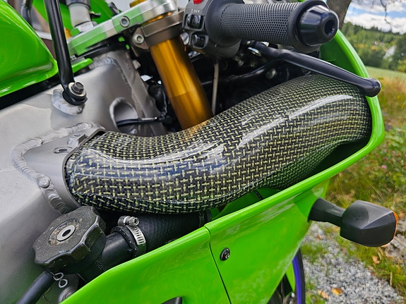 Kawasaki Ninja ZX-7R 12 of 13