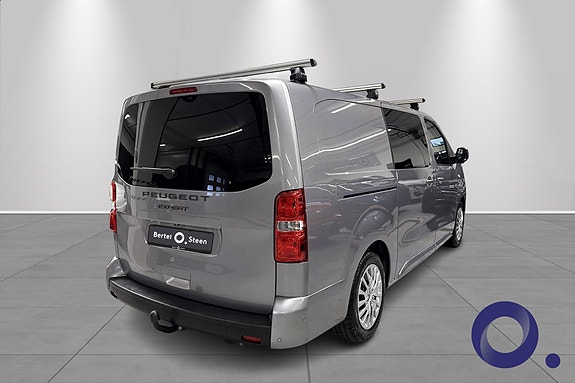 Peugeot e-Expert 8 of 16