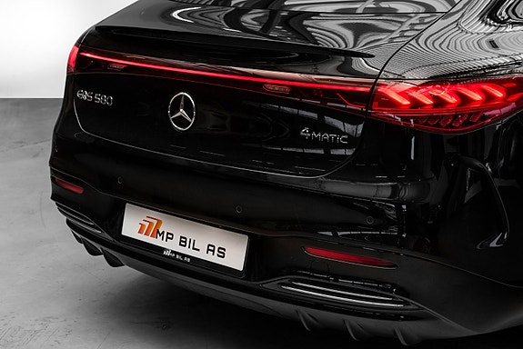 Mercedes-Benz EQS580 7 of 30