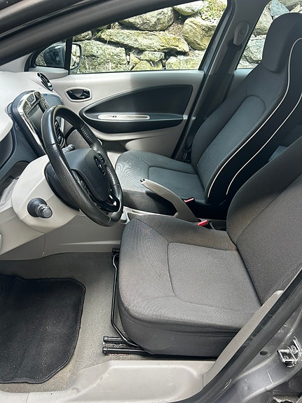 Renault Zoe 10 of 24