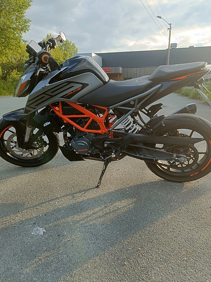 KTM 125 Duke 5 of 5