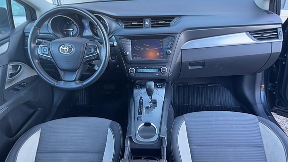 Toyota Avensis 10 of 10