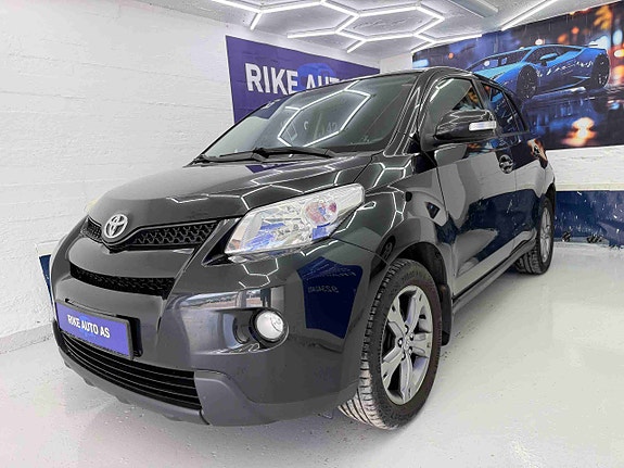 Toyota Urban Cruiser 3 of 5