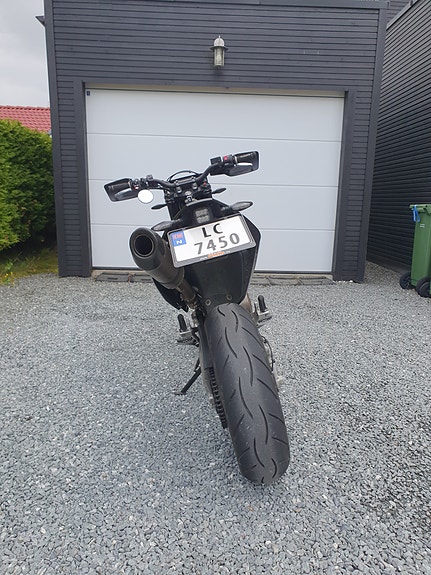 Husqvarna 701 Supermoto 5 of 5
