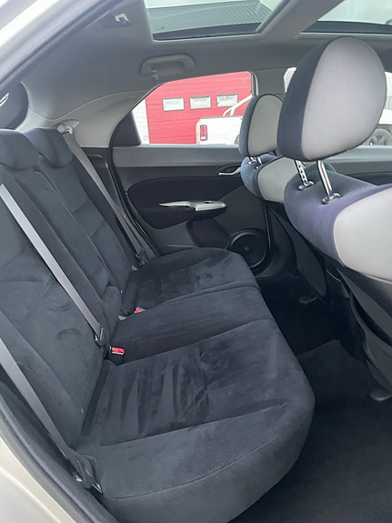 Honda Civic 8 of 10