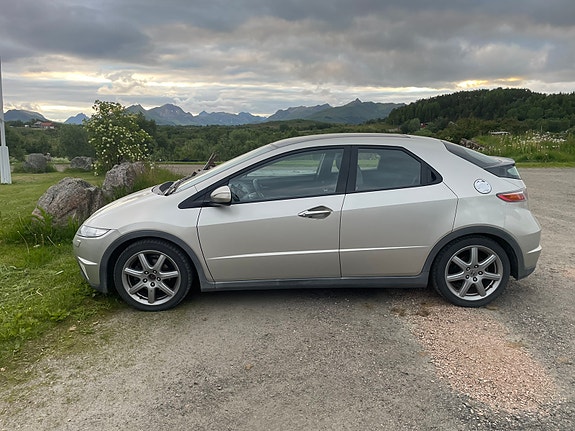 Honda Civic 4 of 10
