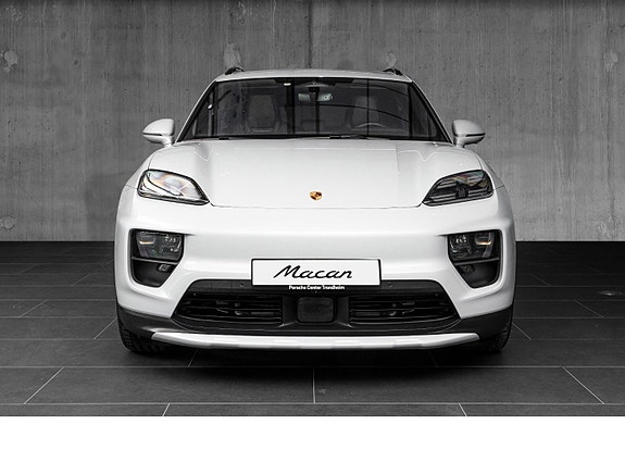 Porsche Macan 5 of 5