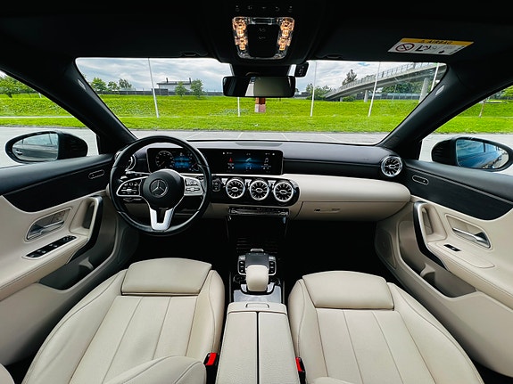 Mercedes-Benz A200 10 of 30