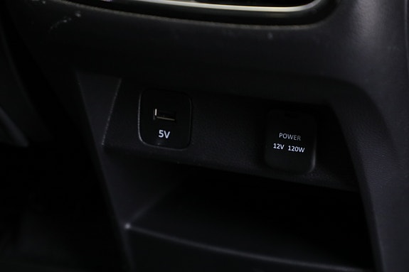 Maxus Euniq 6 13 of 30