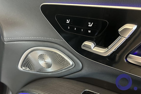 Mercedes-Benz EQS450 24 of 25