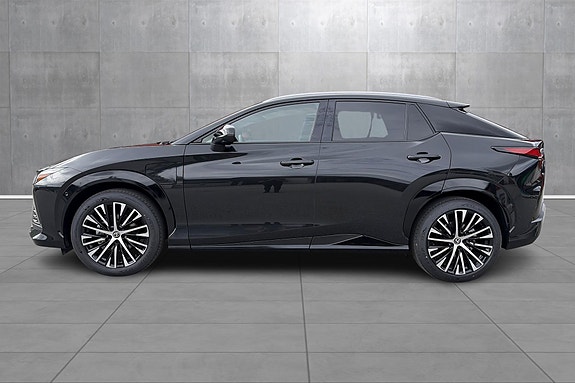 Lexus RZ450e 2 of 30