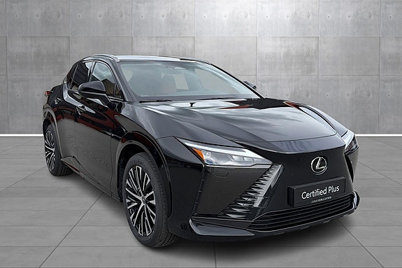 Lexus RZ450e 7 of 30