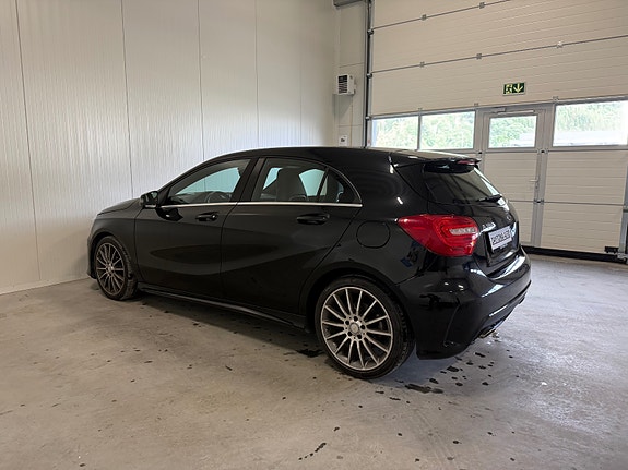 Mercedes-Benz A180 13 of 29