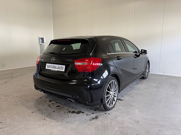 Mercedes-Benz A180 10 of 29
