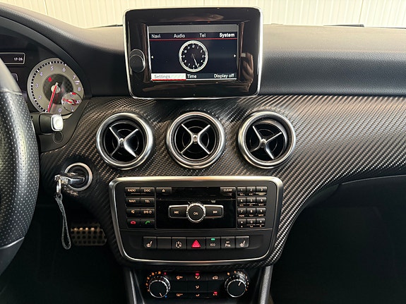 Mercedes-Benz A180 25 of 29
