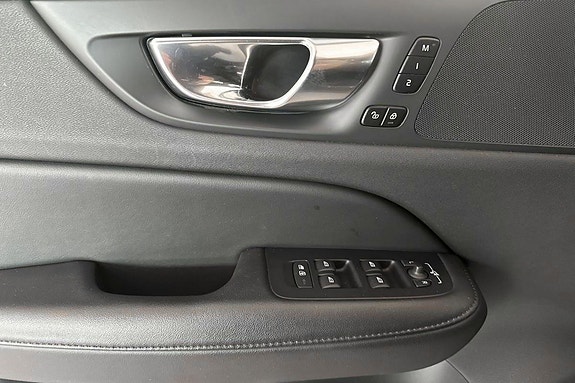 Volvo V60 16 of 28
