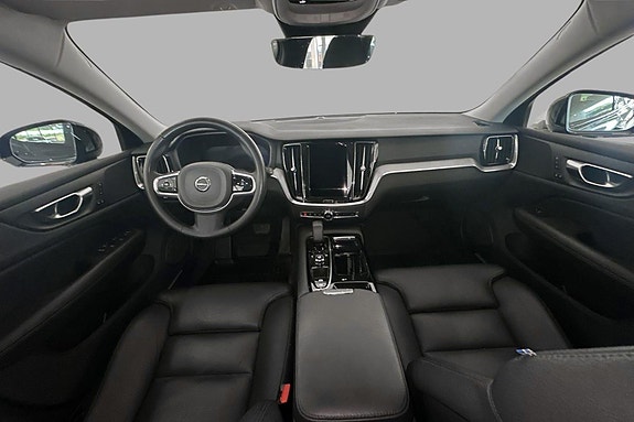 Volvo V60 18 of 28