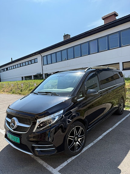 Mercedes-Benz V300 d 21 of 27