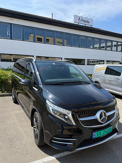 Mercedes-Benz V300 d 22 of 27