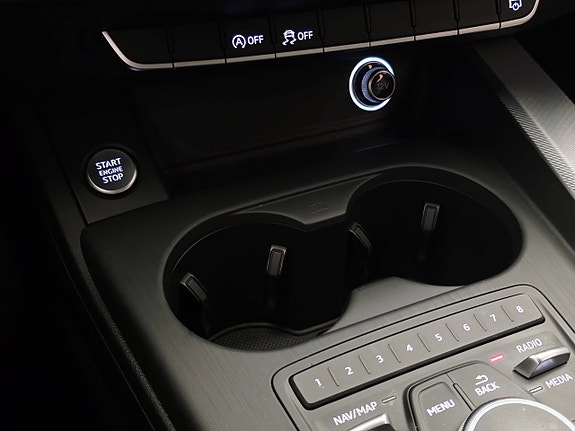 Audi A4 24 of 30