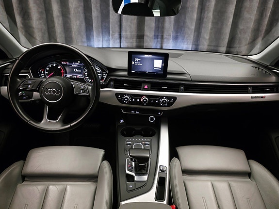 Audi A4 15 of 30